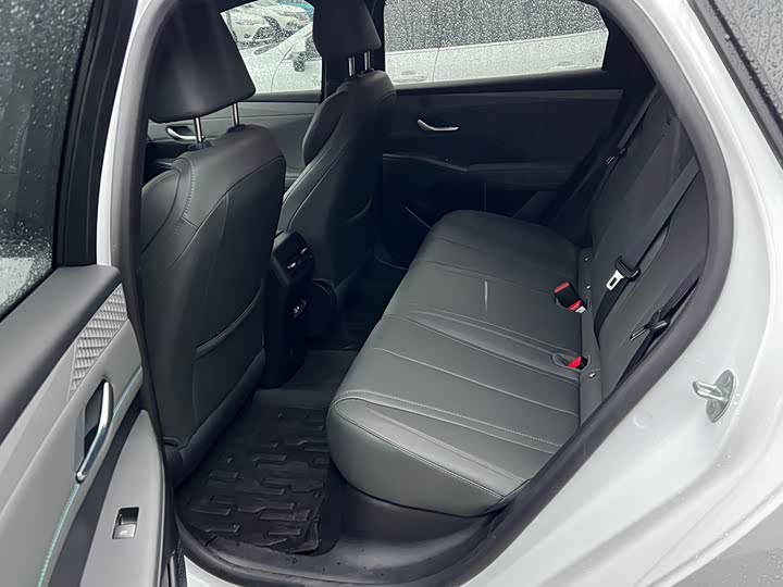 Фото 9 - BYD Qin Plus