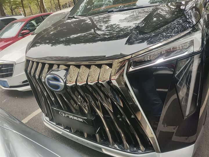 Фото 3 - GAC Trumpchi E9