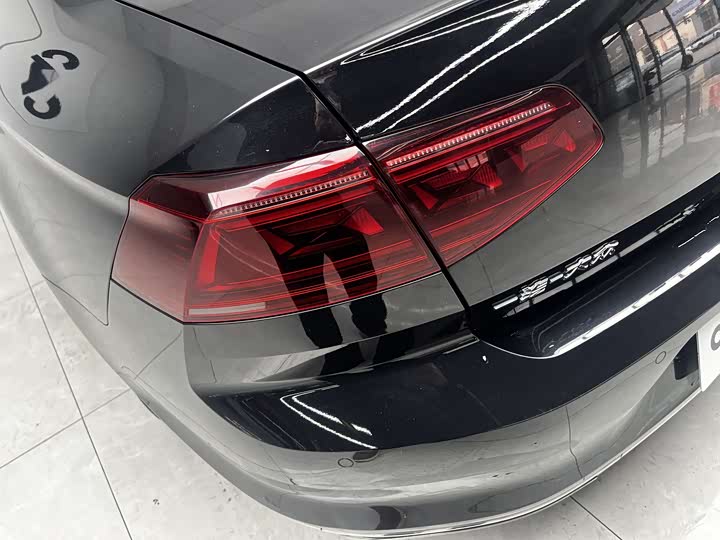 Фото 6 - Volkswagen Magotan