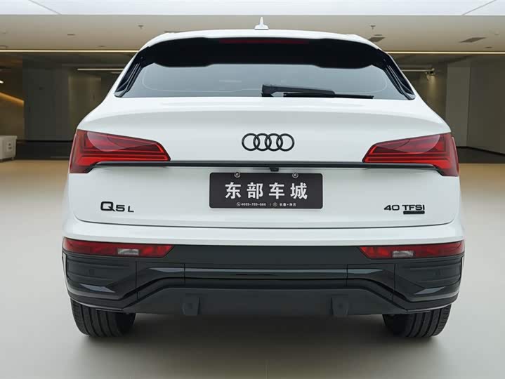 Фото 4 - Audi Q5L Sportback
