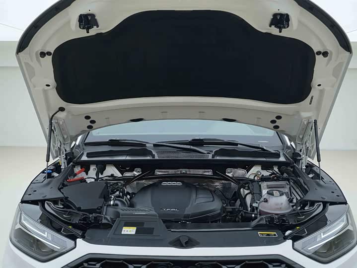 Фото 7 - Audi Q5L Sportback