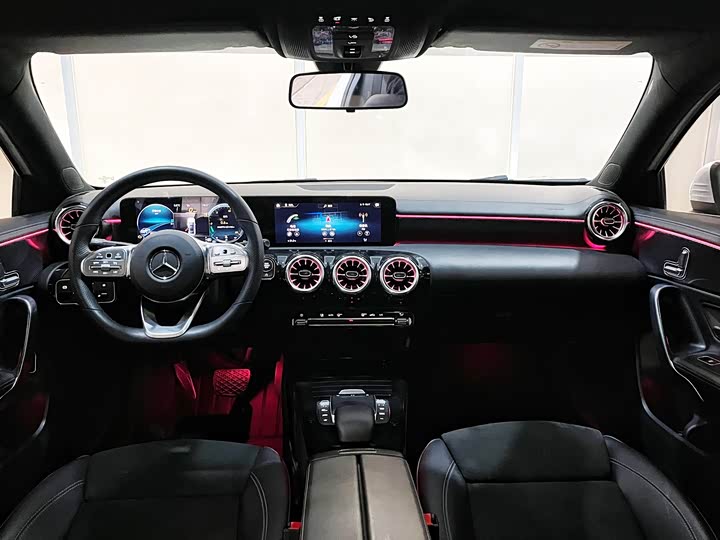 Фото 6 - Mercedes-Benz A-Class