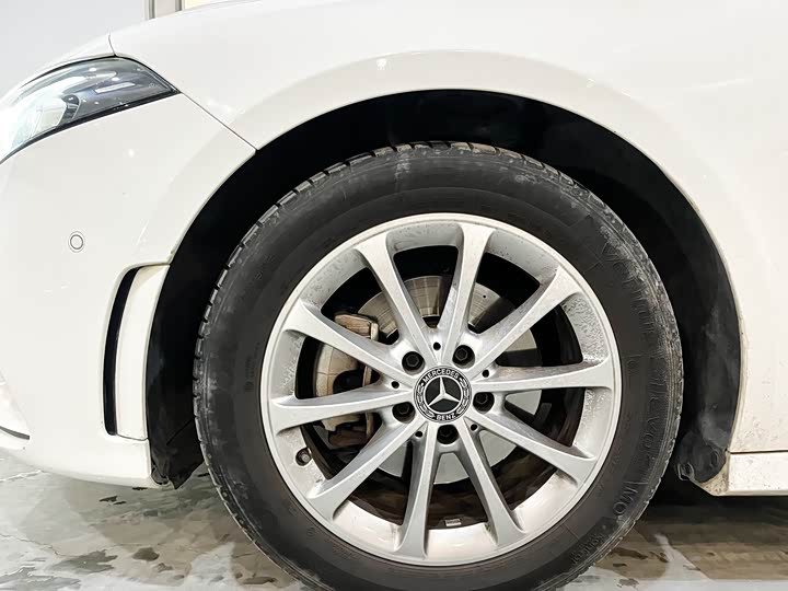 Фото 9 - Mercedes-Benz A-Class