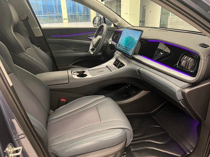 Фото 7 - BYD Sea Lion 07 DM-i Hybrid