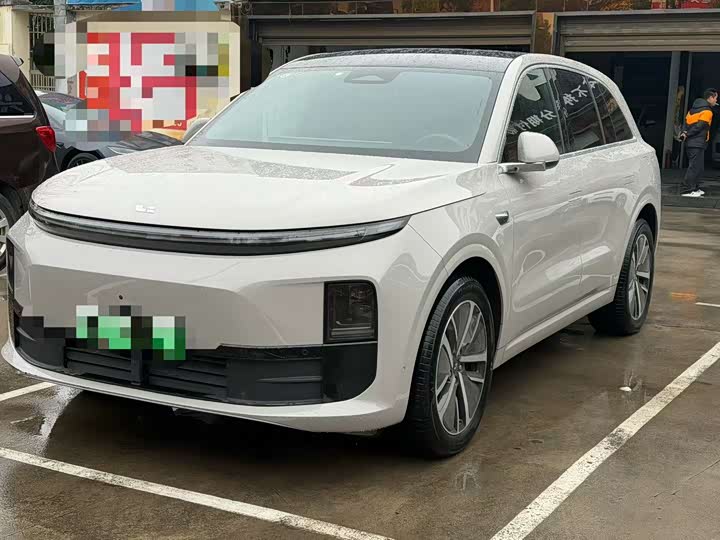 Фото 1 - LiXiang L6