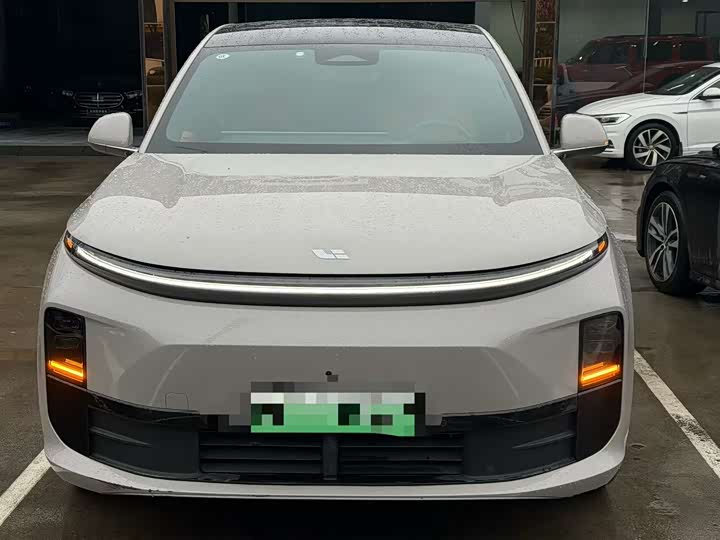 Фото 2 - LiXiang L6