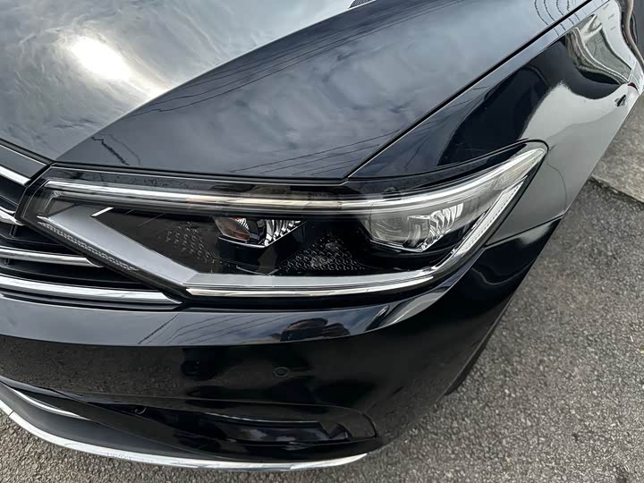 Фото 4 - Volkswagen Magotan