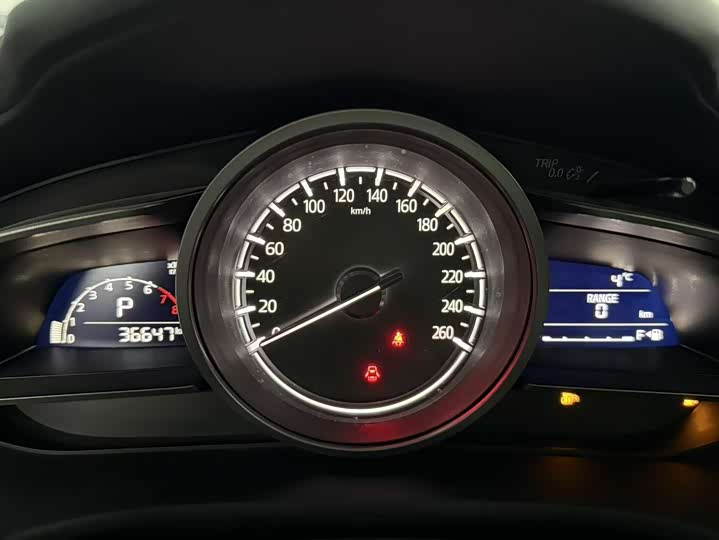 Фото 5 - Mazda CX-4