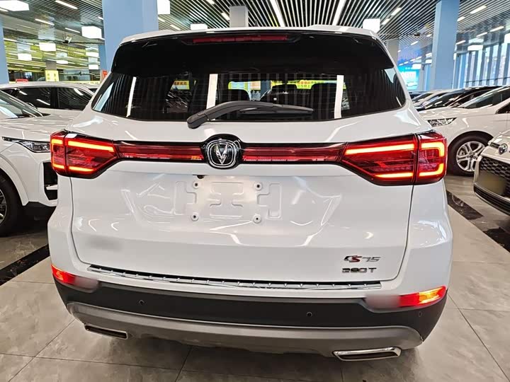 Фото 6 - Changan CS75