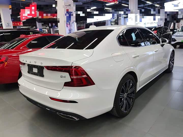 Фото 7 - Volvo S60