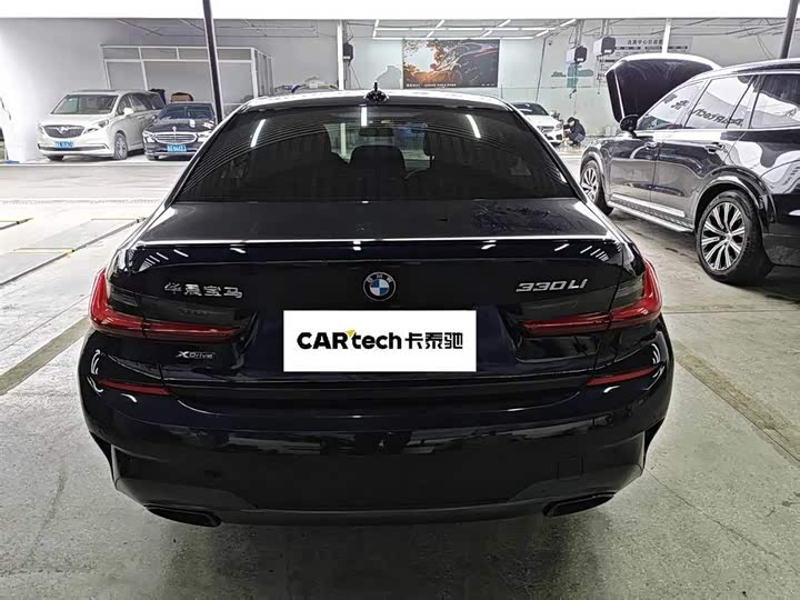 Фото 9 - BMW 3 Series