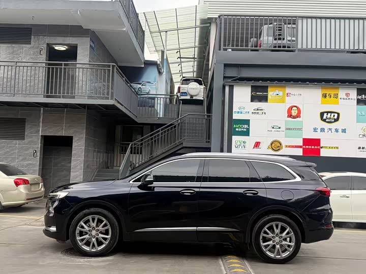 Фото 7 - Buick Enclave