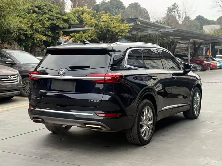 Фото 9 - Buick Enclave