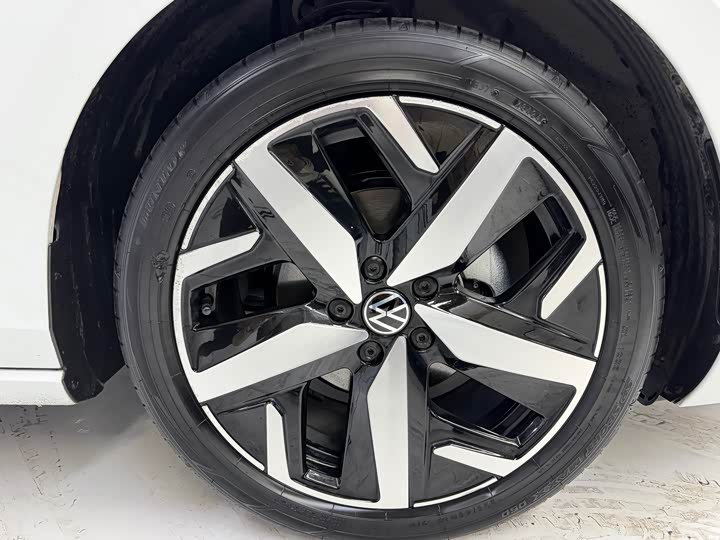 Фото 4 - Volkswagen Lamando L