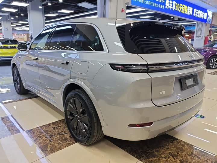 Фото 5 - LiXiang L7