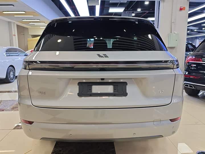 Фото 6 - LiXiang L7