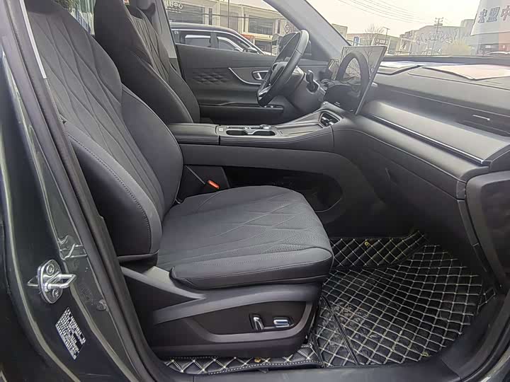 Фото 9 - Chery Tiggo 8