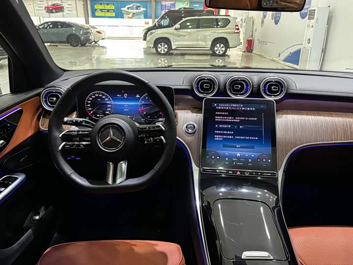 Фото 8 - Mercedes-Benz GLC-Class