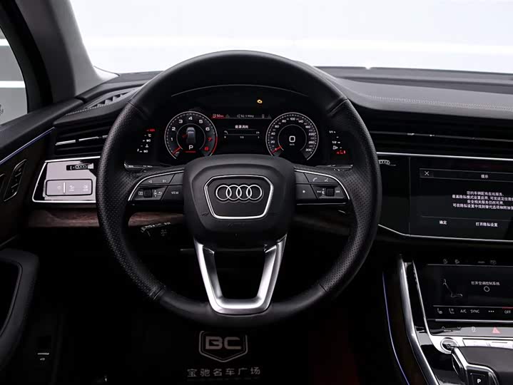 Фото 7 - Audi Q7