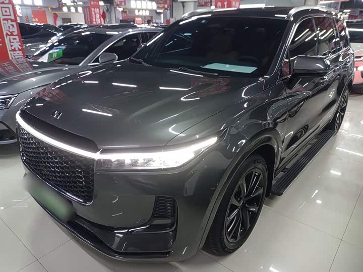 Фото 2 - LiXiang One