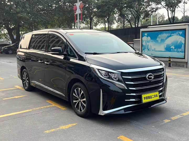 Фото 3 - GAC Trumpchi M8