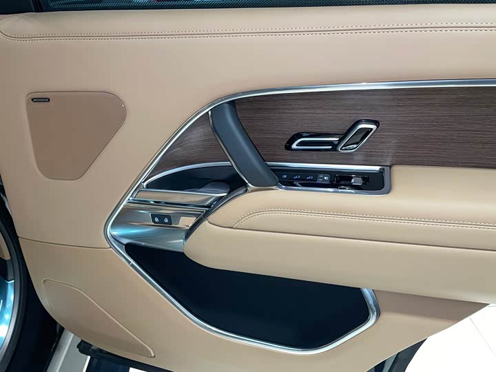 Фото 9 - Land Rover Range Rover