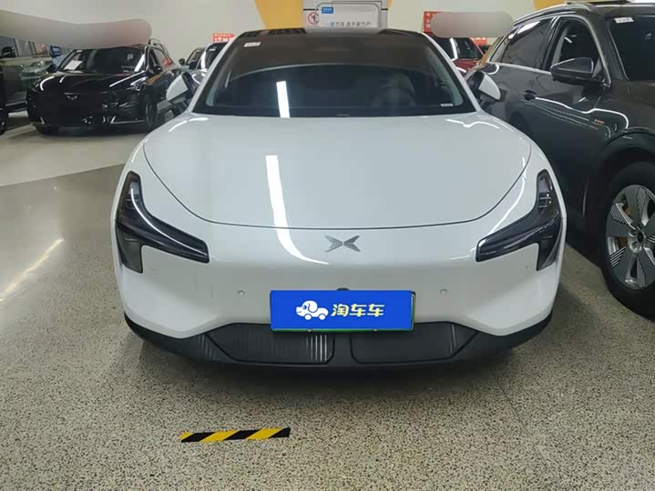 Фото 2 - XPeng Mona M03