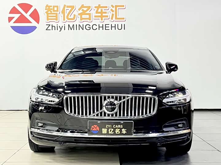 Фото 2 - Volvo S90