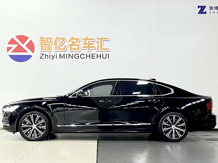 Фото 4 - Volvo S90