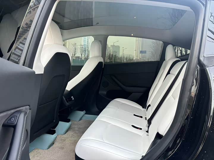 Фото 5 - Tesla Model Y