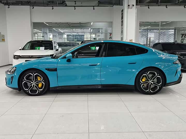 Фото 4 - Xiaomi SU7