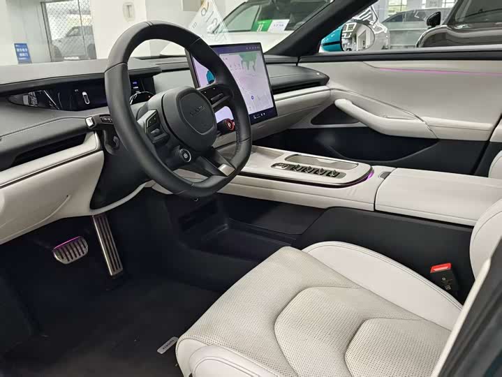 Фото 9 - Xiaomi SU7