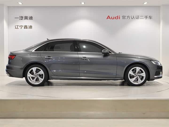Фото 3 - Audi A4L