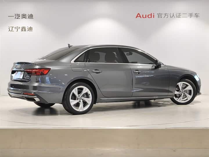 Фото 4 - Audi A4L