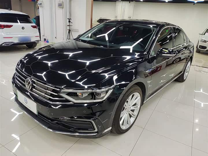 Фото 1 - Volkswagen Magotan GTE Hybrid