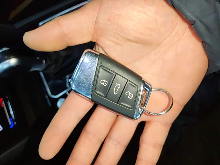 Фото 9 - Volkswagen Magotan GTE Hybrid