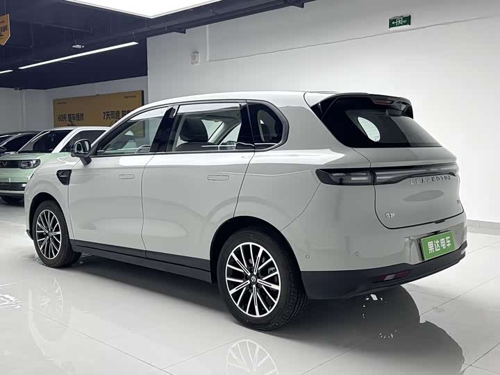 Фото 7 - Leapmotor B10