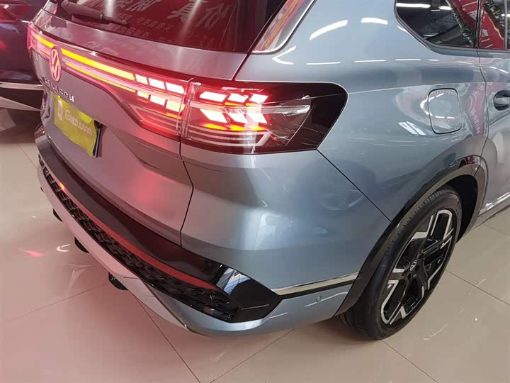 Фото 8 - Volkswagen Talagon