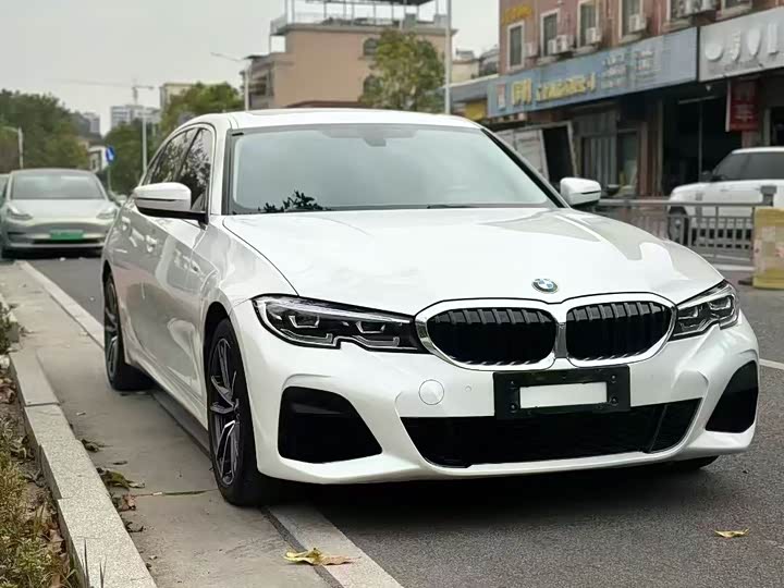 Фото 3 - BMW 3 Series