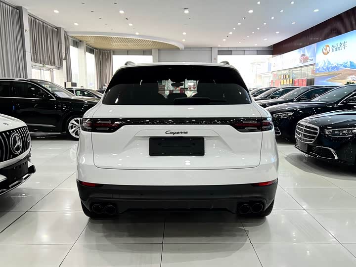 Фото 6 - Porsche Cayenne