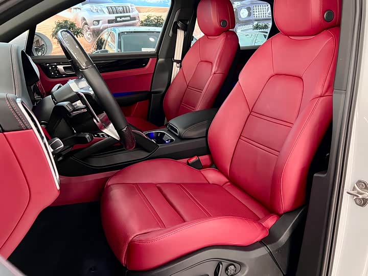 Фото 7 - Porsche Cayenne