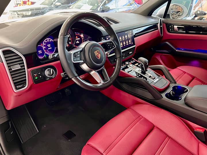 Фото 8 - Porsche Cayenne