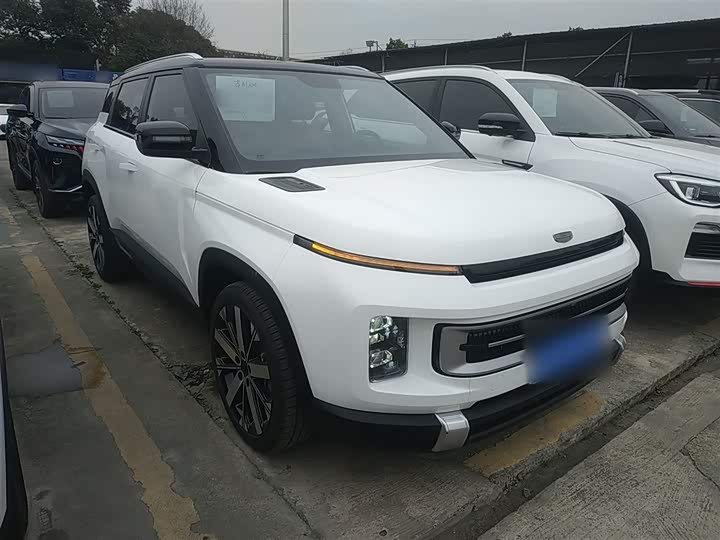 Фото 4 - Geely Icon