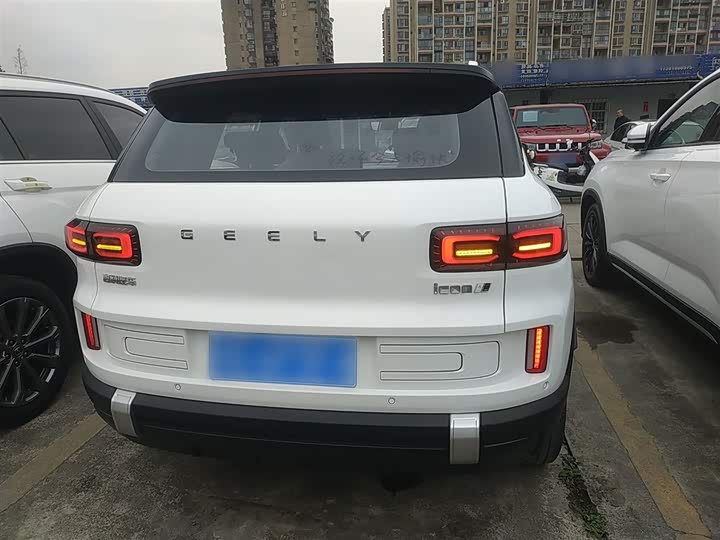 Фото 6 - Geely Icon