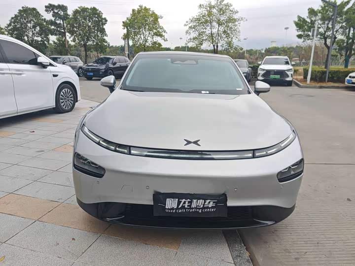 Фото 2 - XPeng P7