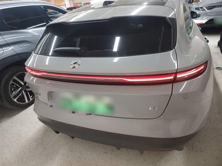 Фото 6 - Nio ET5T