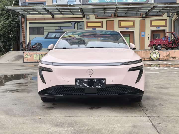 Фото 2 - Nissan N7