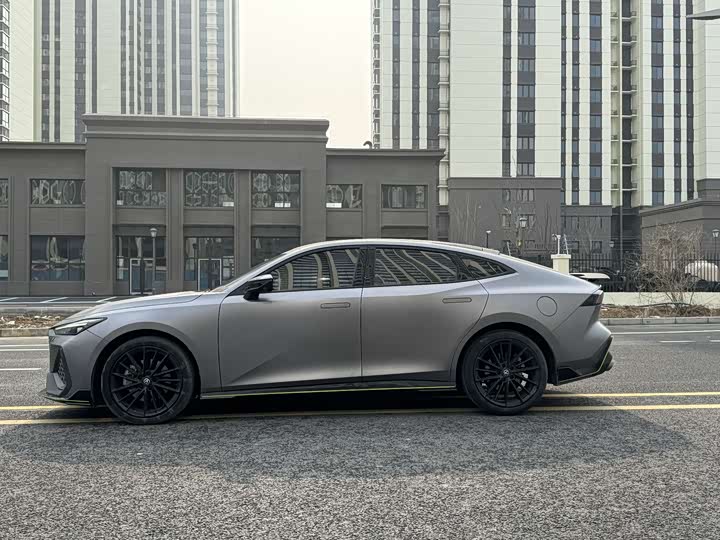 Фото 3 - Changan UNI-V