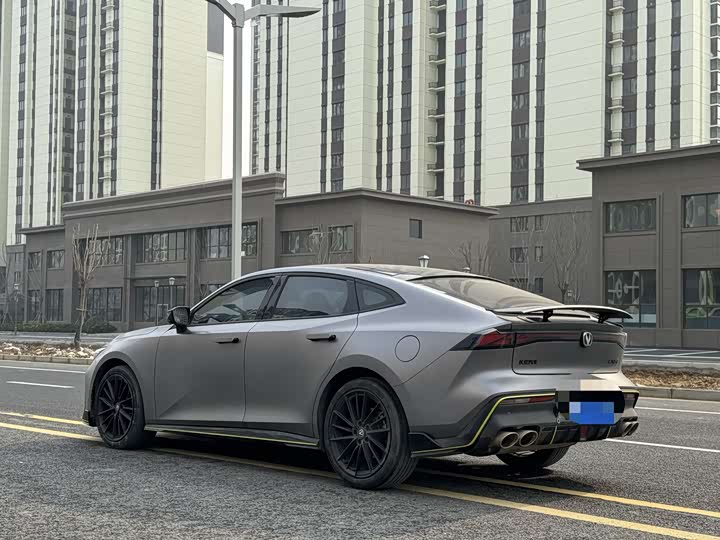 Фото 9 - Changan UNI-V