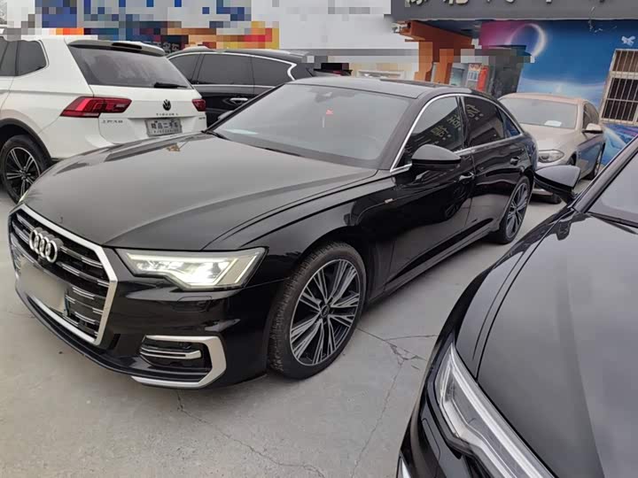 Фото 1 - Audi A6L